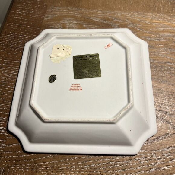 VINTAGE CLASSIC TRADITIONS SQUARE PLATE RED‎ GOLD FLORAL DESIGN JCP - Picture 6 of 9